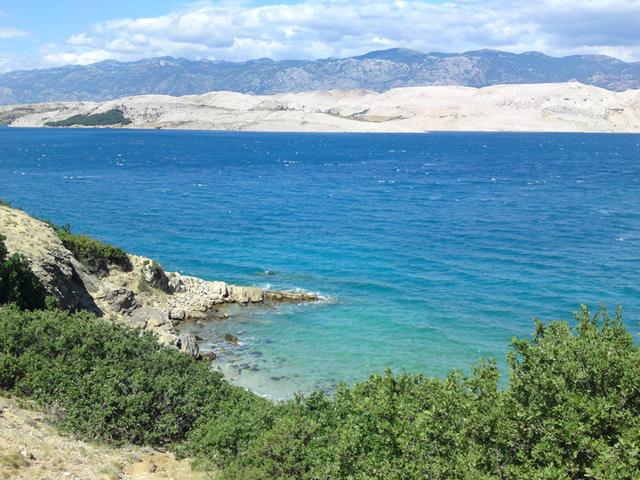 Spiaggia sull'isola di Pag