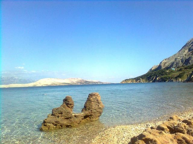 Plaža na otoku Pagu