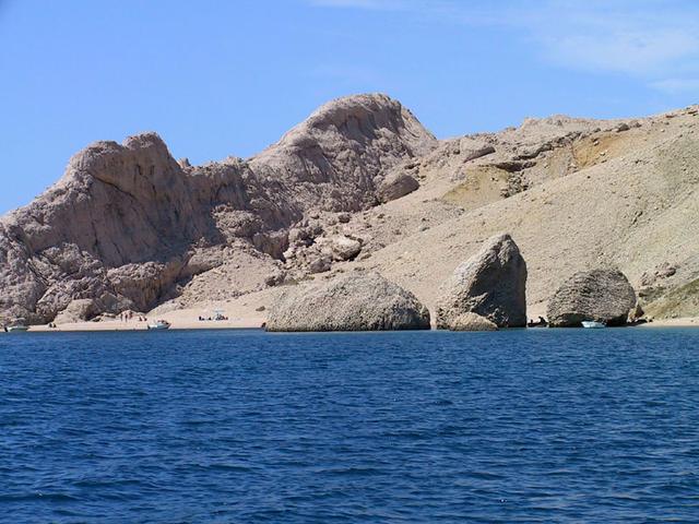 Spiaggia sull'isola di Pag