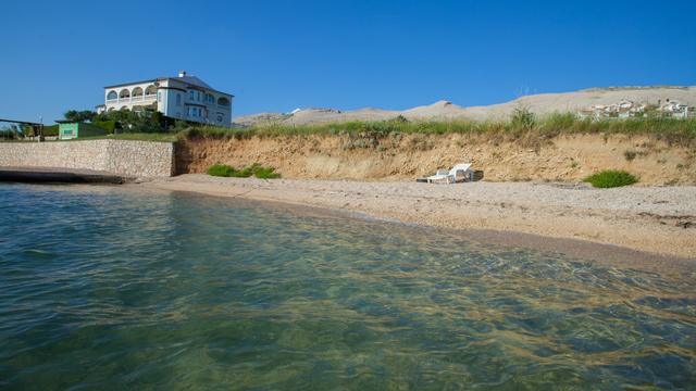 Plaža u blizini Apartmana Pag