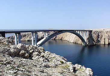 Spiaggia sull'isola di Pag