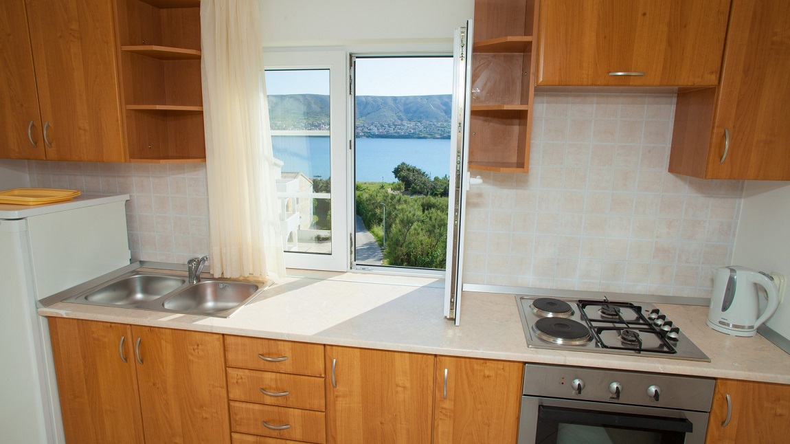 Apartment 3 - Image 7
